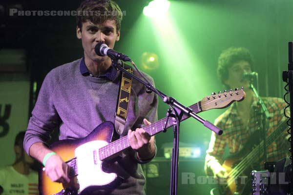 DAY WAVE - 2015-11-04 - PARIS - La Fleche d'Or - 